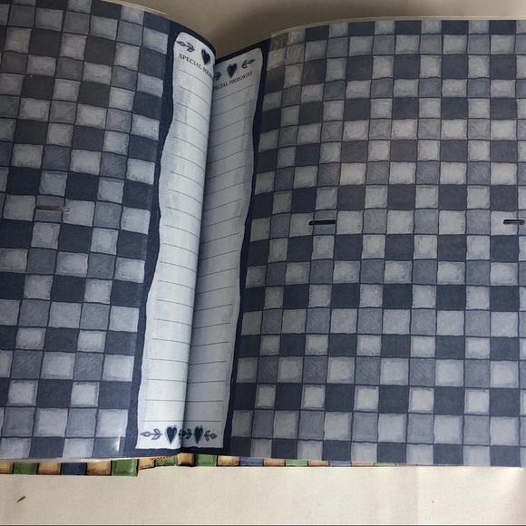 Havoc Photo Album 9 x 9 holds 200 4 x 6 photos - Picture 4 of 6